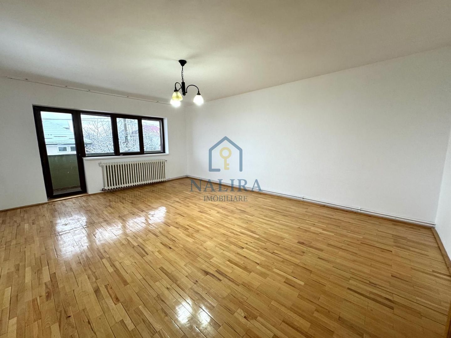 Casa de inchiriat - zona Parcului - Poză 9