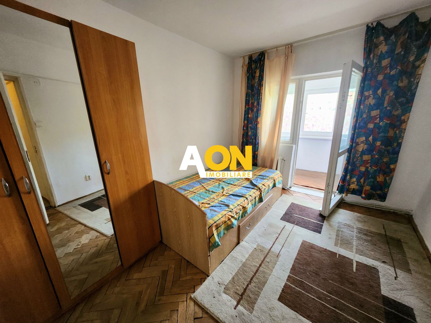 De vanzare apartament 3 camere, etaj 1, Cetate - Poză 5