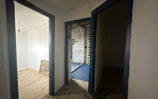 VILA cu 2 apartamente in apropiere de Piata Alba Iulia - Poză 10