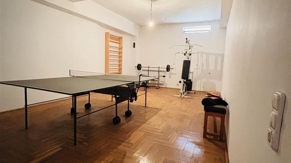 VILA CU 14 CAMERE SI 3405 MP TEREN IN SANMARTIN - Poză 16