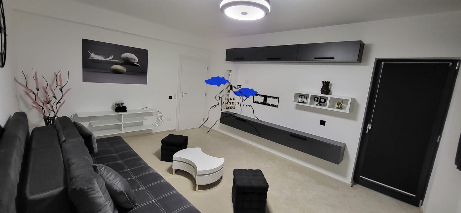 Garsonieră spațioasă de închiriat – 48 mp + terasă - Poză 2