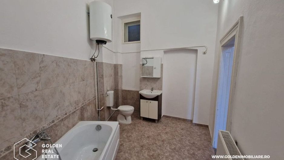 Apartament 3 camere renovat, ultracentral, etaj 3, cladirea Catedralei Catolice - Poză 10