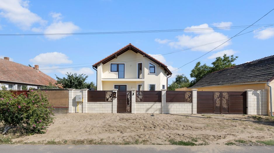 Eleganta, Confortul, Calitatea, liniste Vila P+M Garaj Pecica Arad - Poză 1