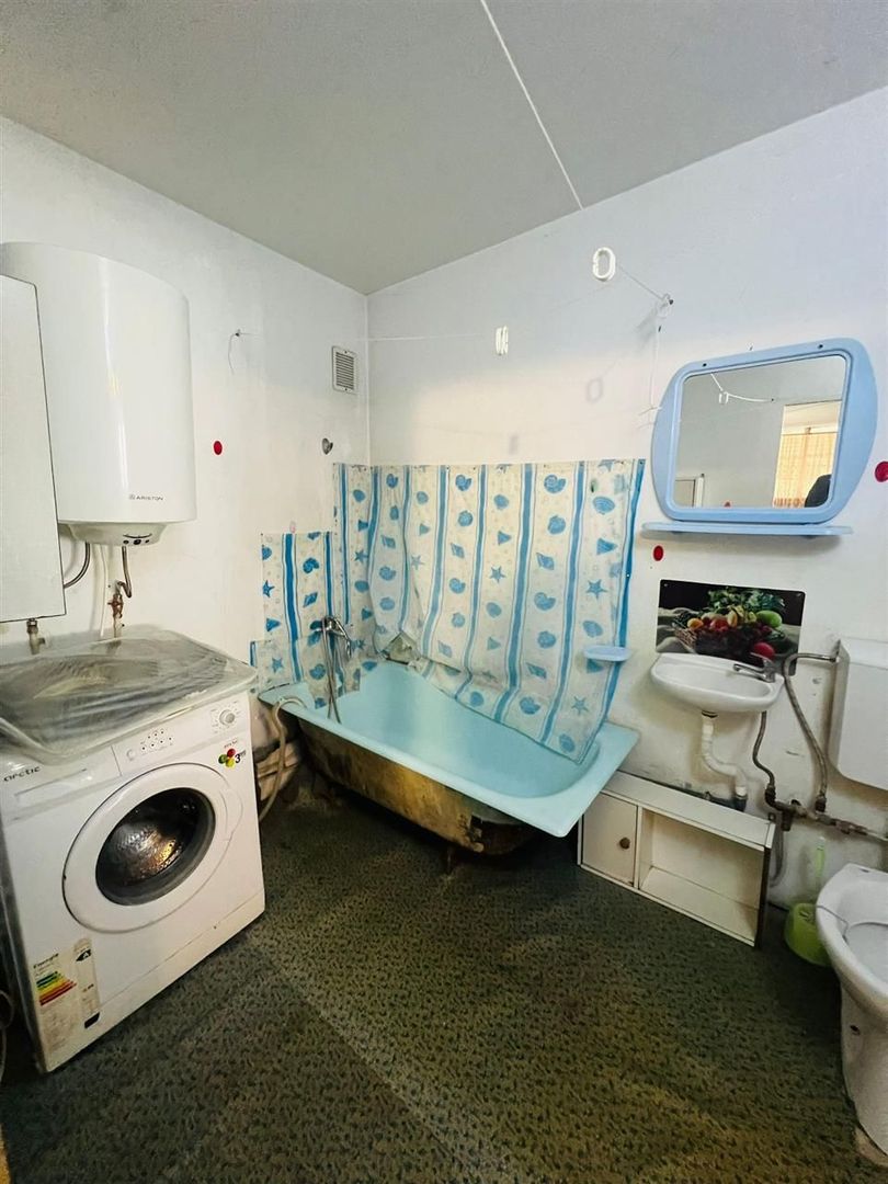 Apartament cu 2 camere la casa zona centrala - Poză 5