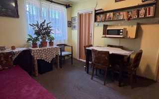 Apartament cu 2 camere, etaj 1, zona Interservisan. - Poză 1