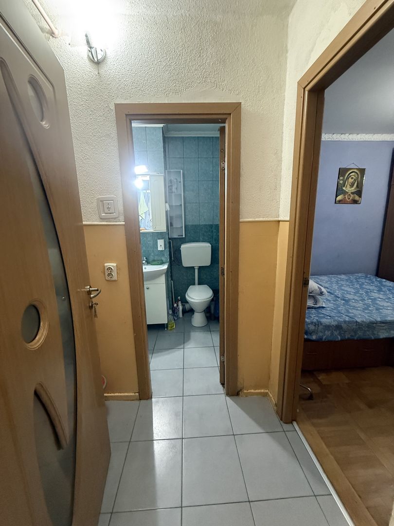 Apartament 2 camere 43 mp Parter( cu balcon) - Campina - Poză 13