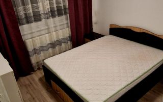 Decomandat Renovat 2 Camere Sector 4 Resita/Huedin - Poză 4