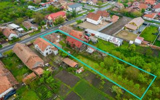 Casă cu teren generos în Gai - Poză 1