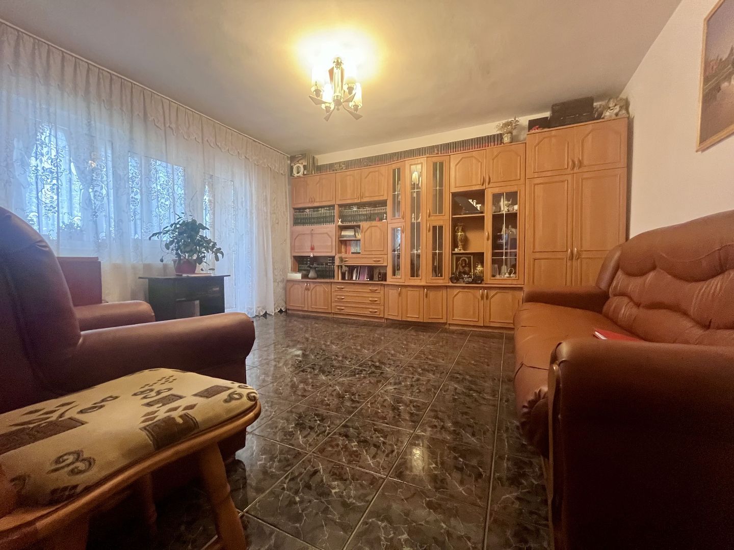 Apartament 3 camere decomandat- Micro 4, Târgoviște - Poză 2