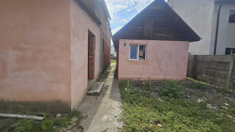 BRASADAS vinde casa la rosu + casa veche teren 14 ari Blaga. - Poză 3