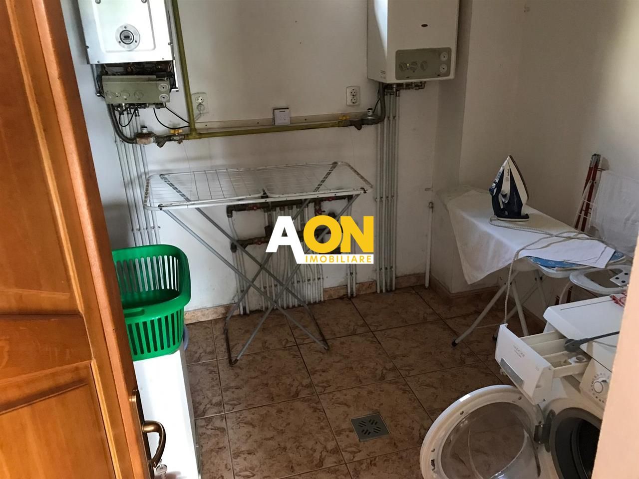 Vila cu 5 camere 922 mp teren  panorama superba comuna Ciugud - Poză 21