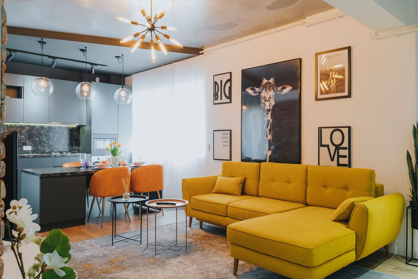 3 camere, ultracentral, Oradea. 215 000 E + TVA - Poză 29