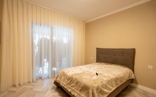 Casa lux Santandrei 3 dormitoare 2 bai 2 terase 2 bucatarii - Poză 15