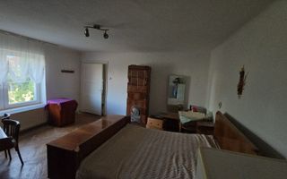 Casă 4 camere de vânzare | Cisnădie | 140 mp | teren 1.230 mp - Poză 8