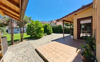 Vand Casa 2 corpuri, P+E, Romanilor, 4 cam, curte, zona de gratar, etc - Poză 29