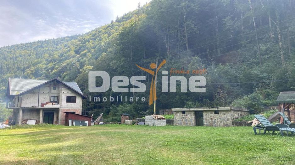 Pensiune montana cu 3200 mp teren in Bicaz, judet Neamt - Poză 11