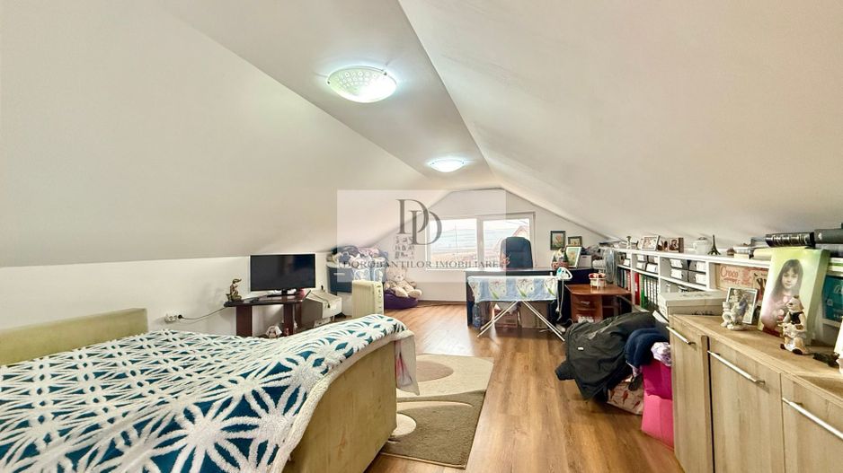 Vanzare 3 case | Teren 1400 mp | Garaj auto + Anexe - Poză 15