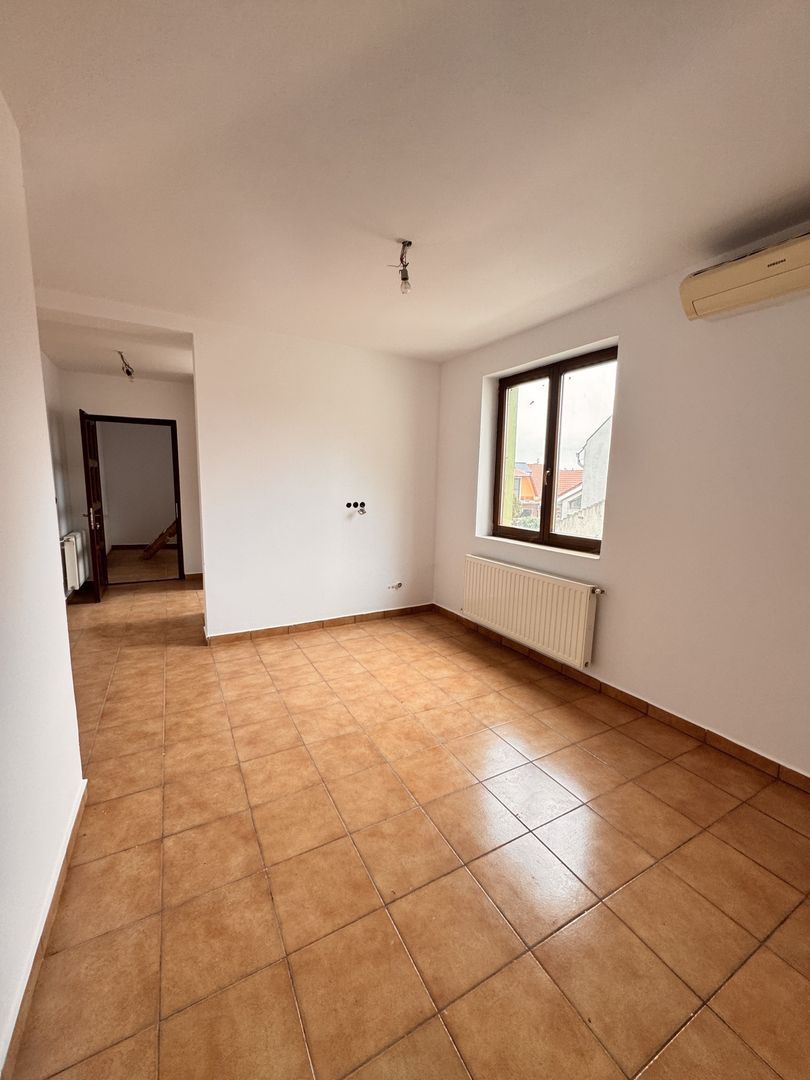 Spațiu comercial de închiriat – Ultracentral, Oradea – 203 mp utili – - Poză 11