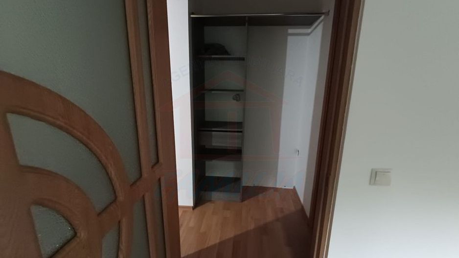 APARTAMENT CU 3 CAMERE DE VÂNZARE | MICRO 17 - Poză 3