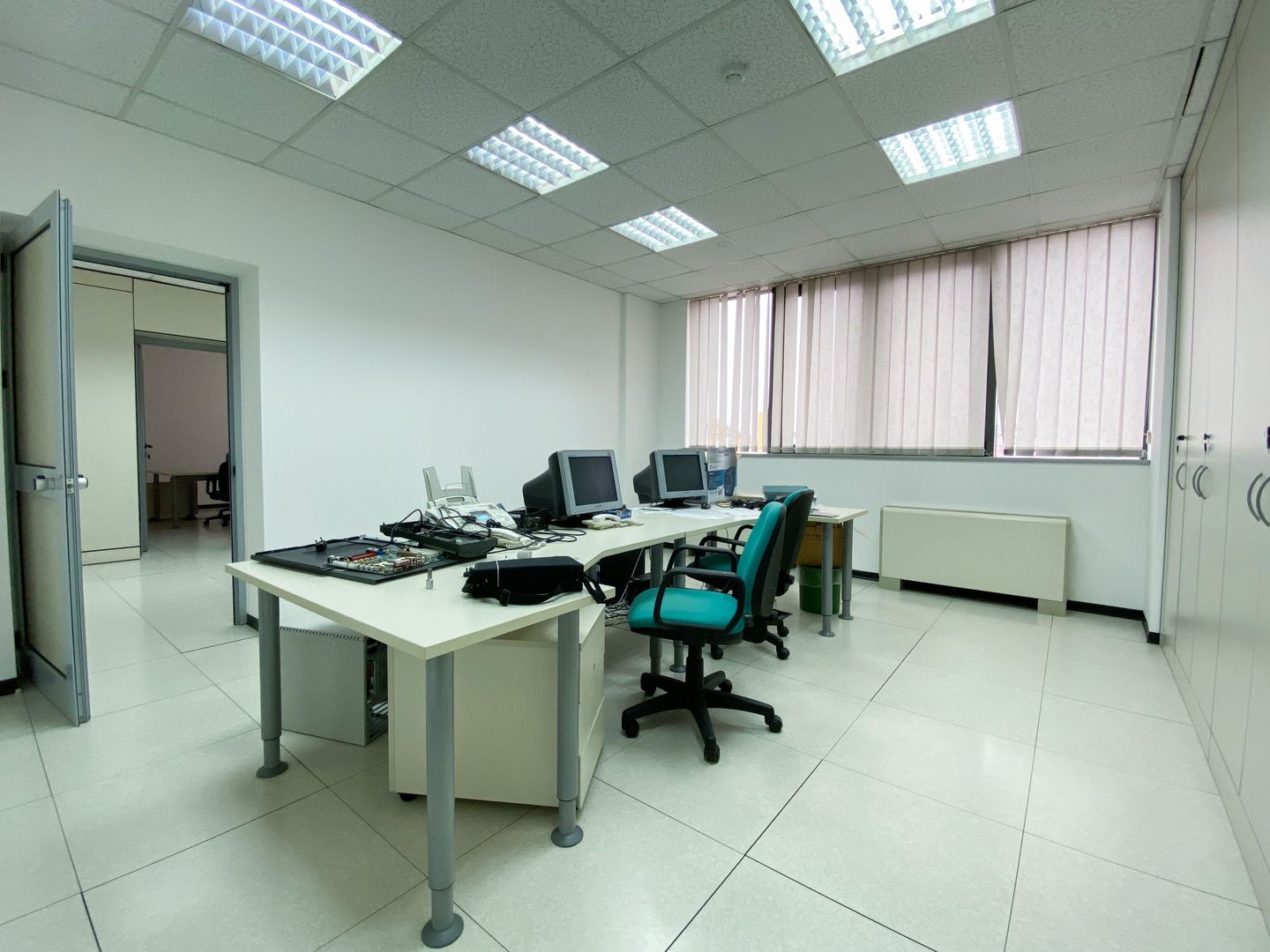 De inchiriat in cladire birouri P+5 etaje – ETAJ 3 - Poză 17