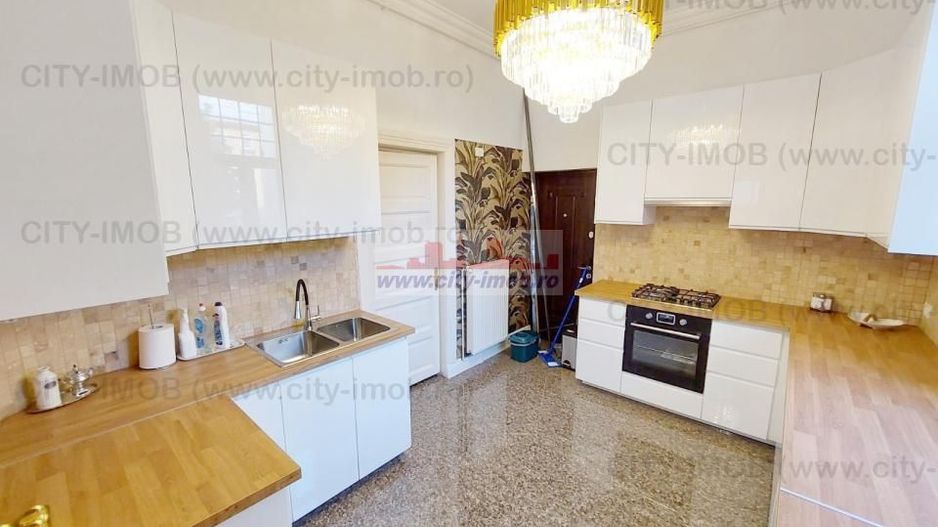 Inchiriere  apartament apartament  5 camere Armeneasca - Poză 43