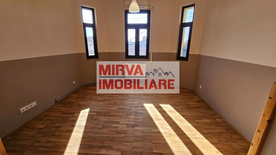 🏢 Spațiu de birouri – 5 camere, 3 băi – Etaj 1 vilă, Zona Centrală - Poză 3