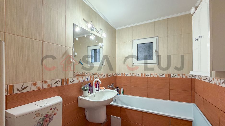 4 camere decomandate, etaj intermediar, Titulescu - Poză 4
