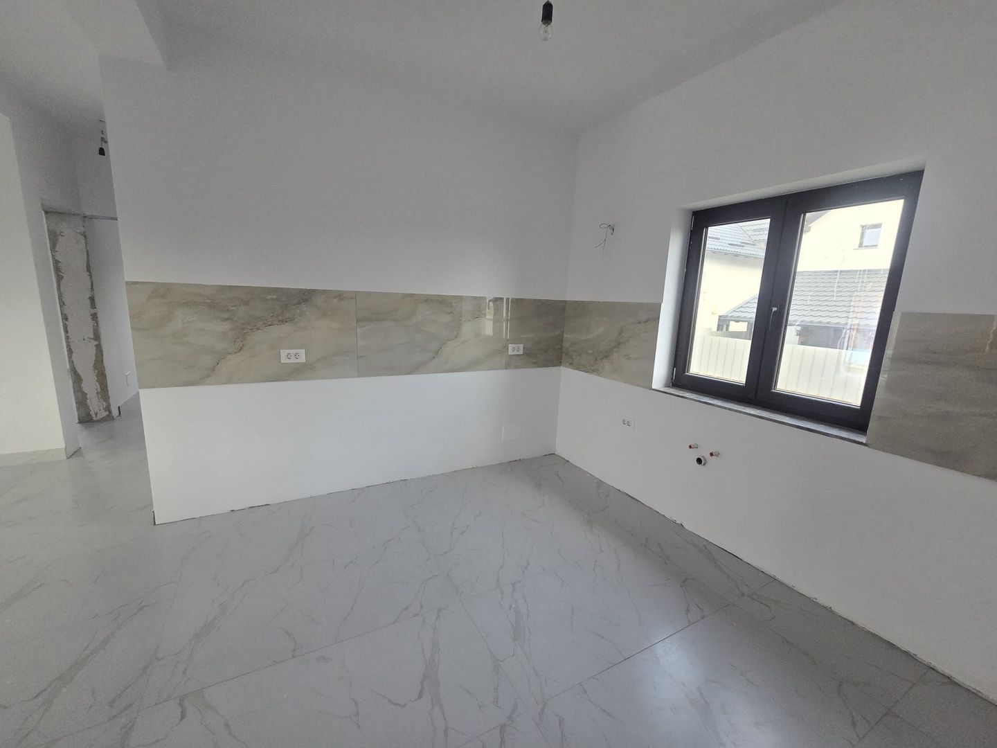 Casă Nouă Modernă de Vânzare –Sărata, Bacău,Confort, Spațiu și Liniste - Poză 16