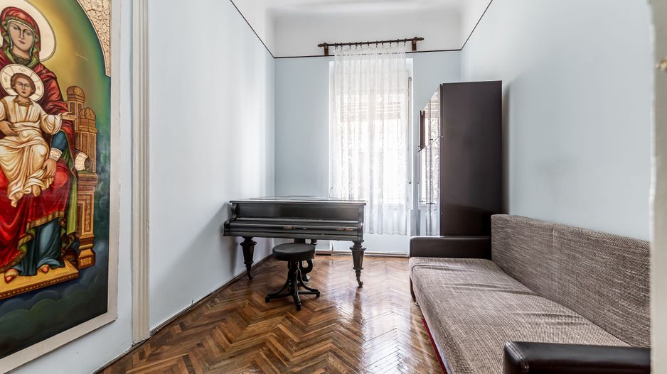 Apartament 3 camere, etaj 1, ultracentral (clădire cu 4 apartamente) - Poză 3
