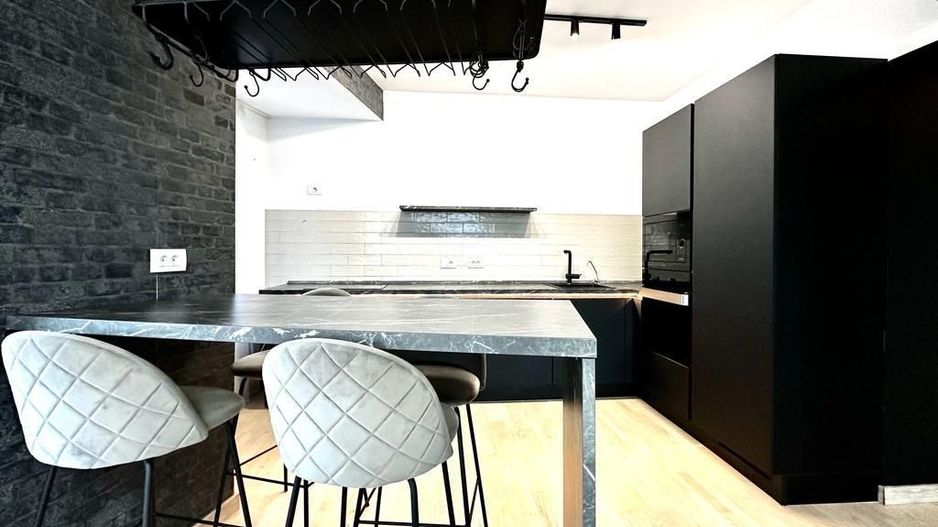 Apartament  la Isho cu vedere panoramica asupra orașului - Poză 6