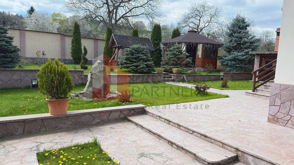 Casă 5 dormitoare + casă de oaspeți, priveliște Piatra Craiului, Sohodol-Bran - Poză 4