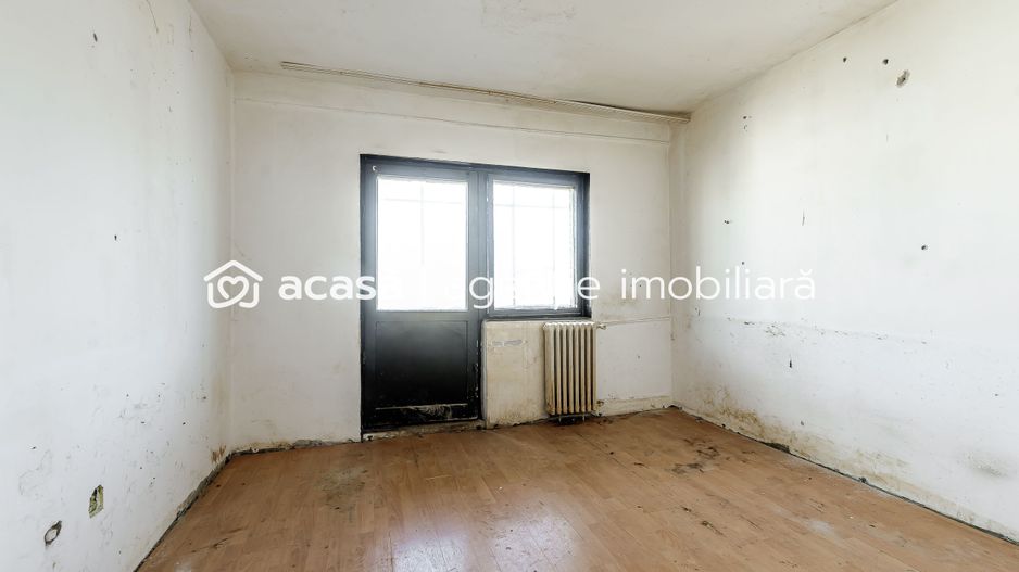VANDUT ! Apartament accesibil cu 2 camere, în zona 500 Micalaca - Poză 2