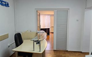 Birou, 5 camere, 2 grupuri sanitare, complet mobilat si utilat - Poză 2