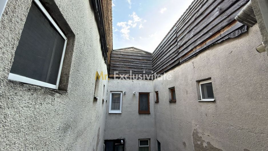 Apartament 4 camere Etaj IV, MV1, Zona Ludy - Str. Regele Ferdinand I - Carei - Poză 20