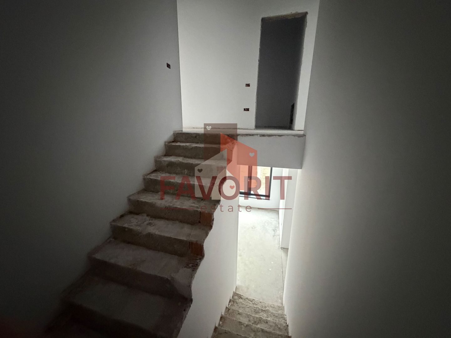 Finisaje la alegere. Asfalt. Pozitie excelenta - Poză 9