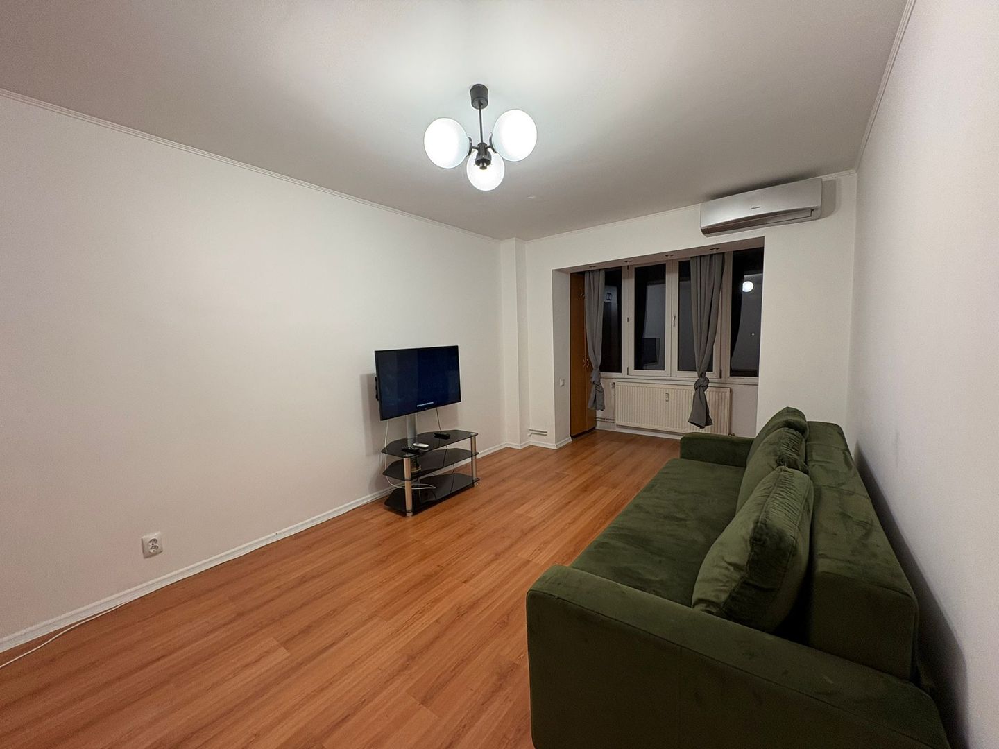 AP. 3 CAMERE TINERETULUI, CAT-FRIENDLY, MODERN, METROU 8 MINUTE - Poză 2