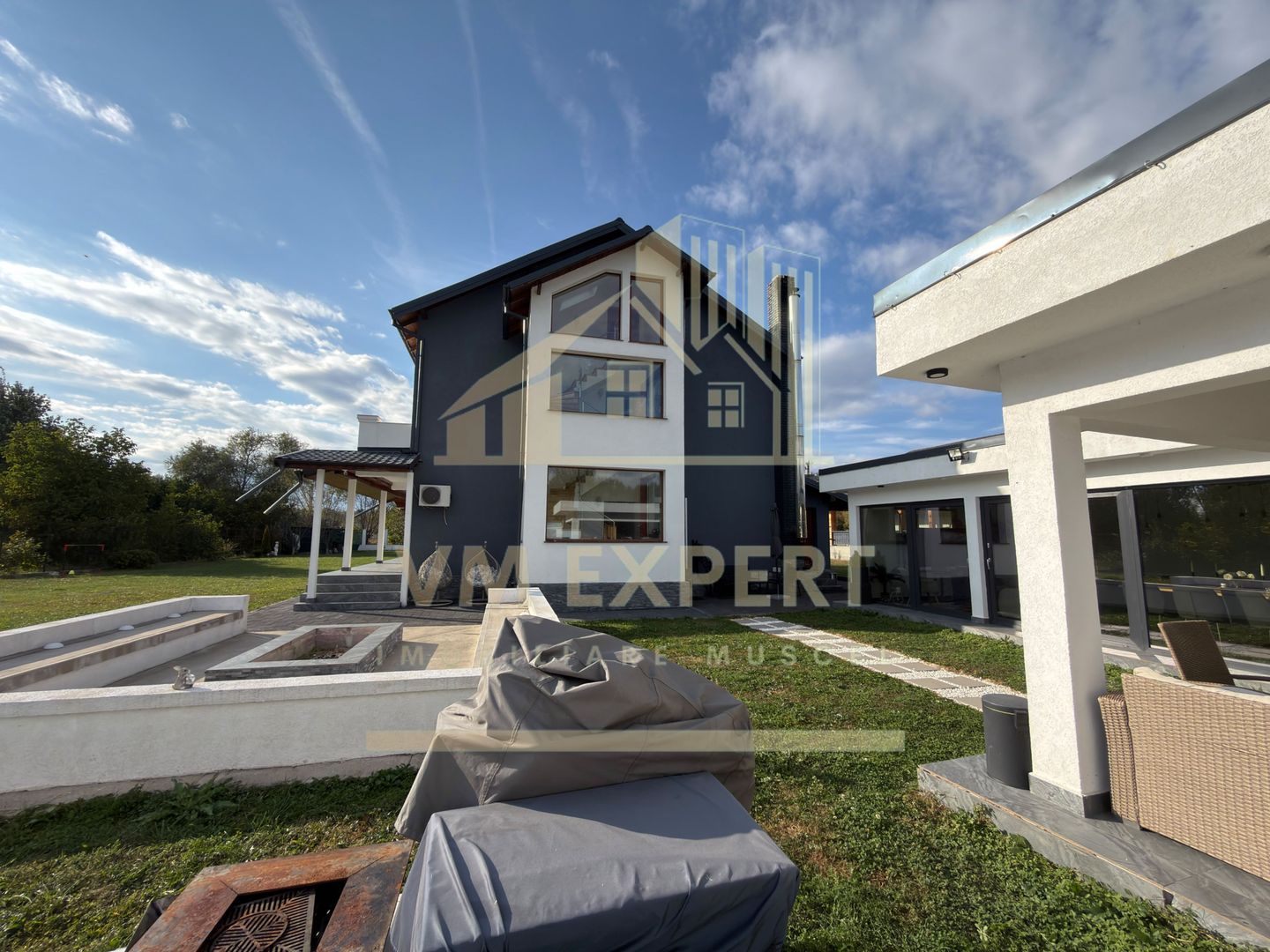 CASĂ 5 CAMERE TEREN 1600 MP CAMPULUNG - Poză 63