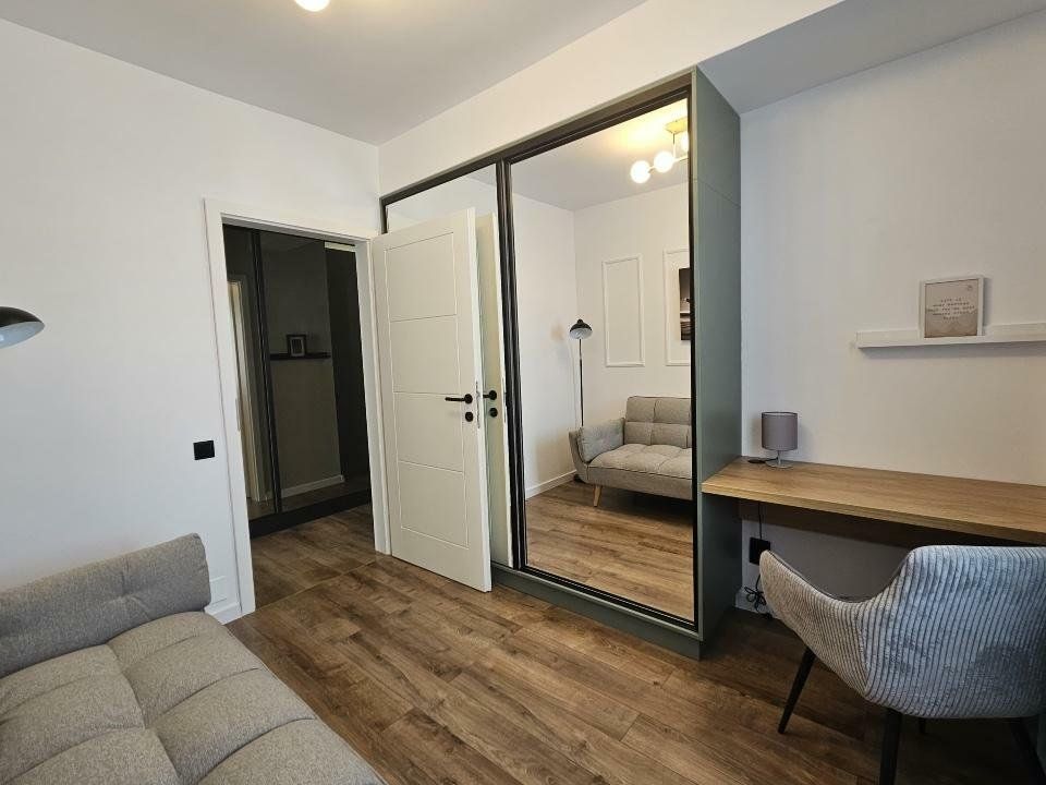 Apartament cu 3 camere la cheie - Poză 10