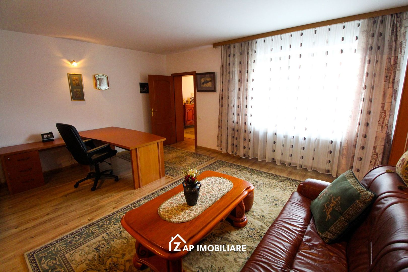 Unirii - Casa Zona Romcab -  400mp - 1259 mp teren - Garaj dublu - piscina - Poză 35