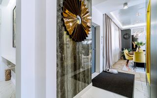 Penthouse de lux 530 mp ultracentral in Oradea - Poză 57