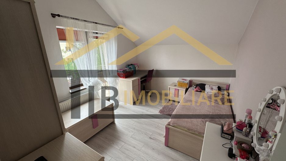 Casa de 4 camere, 200mp, parcari, Zona Unirii - Poză 11