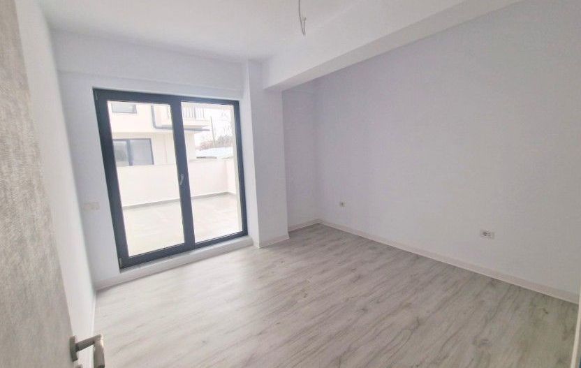 Apartament 3 camere, terasă 31 mp Otopeni central | parcare, comision 0 - Poză 7