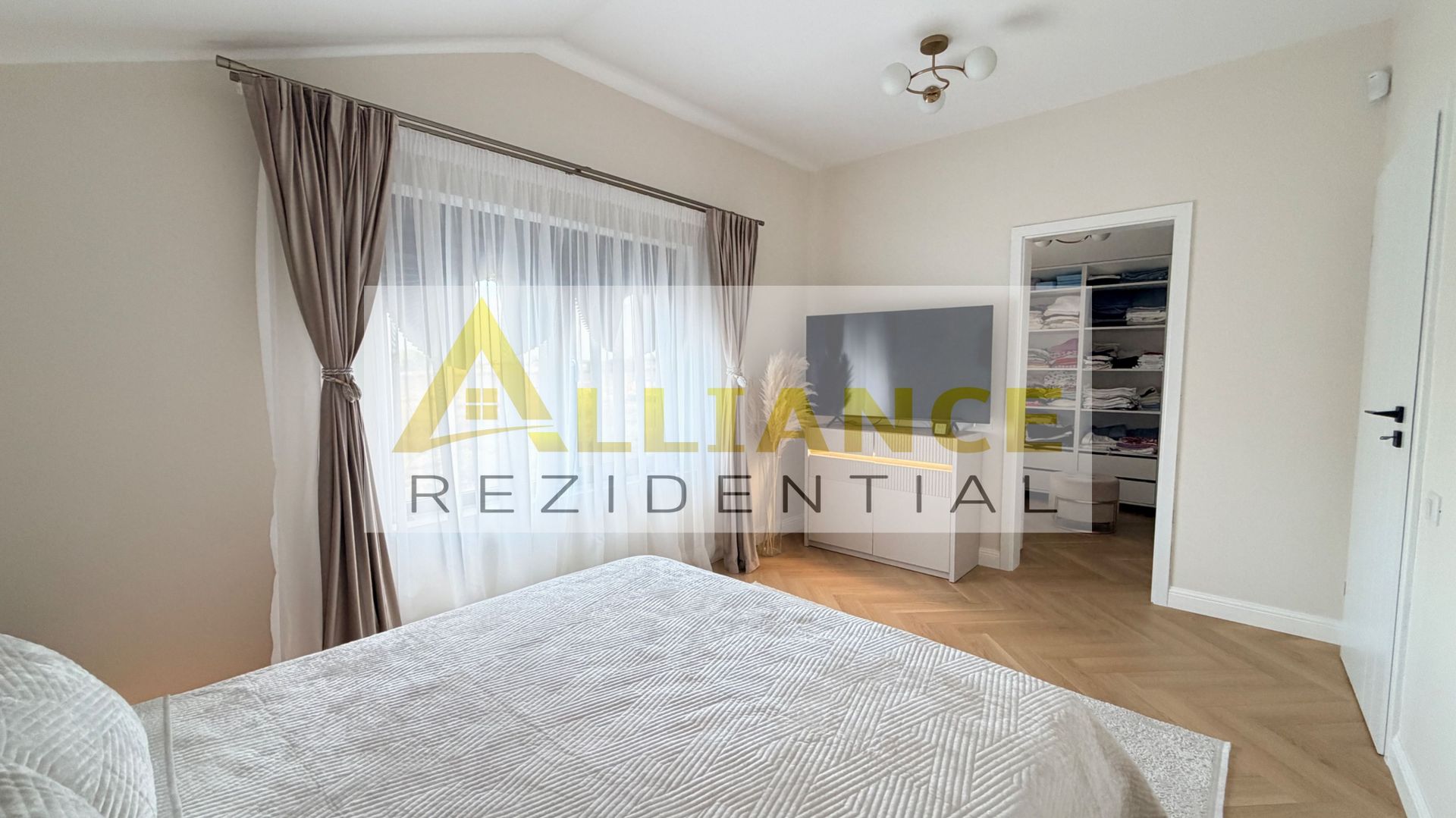 CASA ULTRAMODERNA DE VANZARE IN BERCENI | COMPLET MOBILATA SI UTILATA - Poză 17
