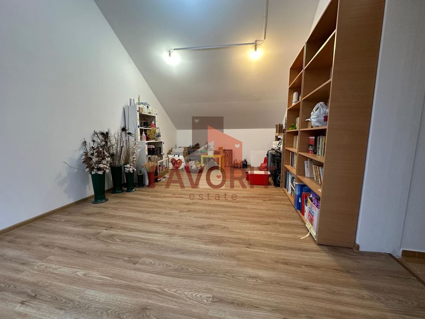 Casa individuala | Parter + Etaj + Pod | Asfalt | Comision 0 | - Poză 11