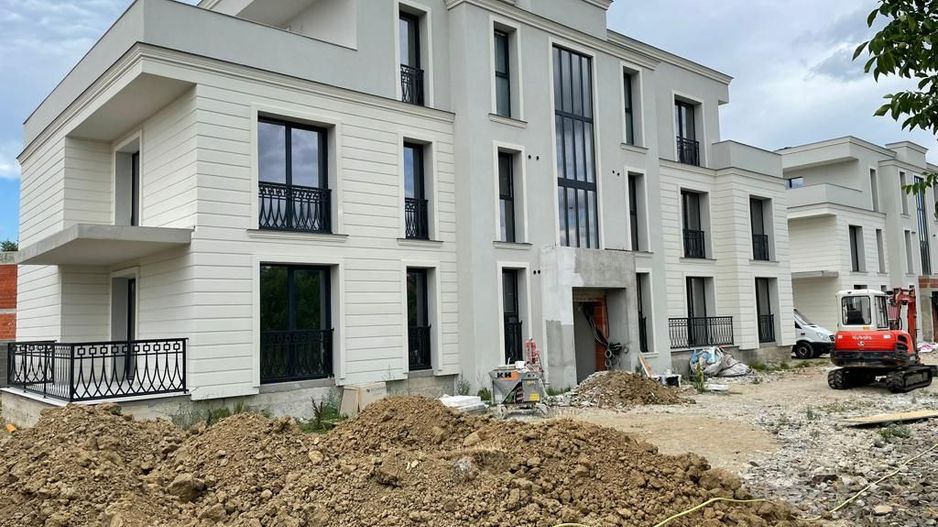 Ag EUROPA vinde ap NOU 55mp în zona SEMICENTRALA - Poză 2