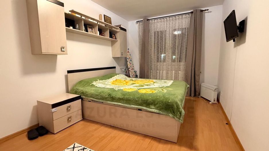 Apartament 3 camere P+3 renovat recent parcare privată pe Pictor Brana - Poză 1