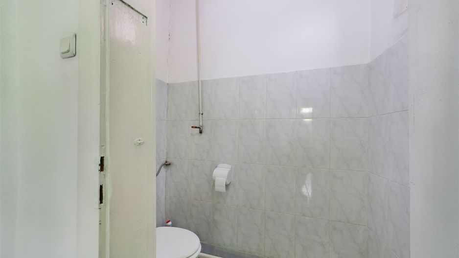 Casă individuală cu teren de 1100 mp și 3 apartamente în curte - Poză 18