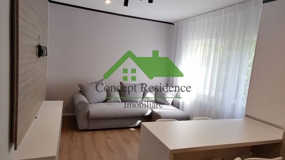 Vand apartament 3 camere, ultrafinisat, Aleea Dobrogei - Poză 1