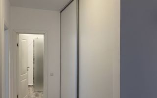 Apartament cu 2 camere, decomandat in cartier Sopor - Poză 8