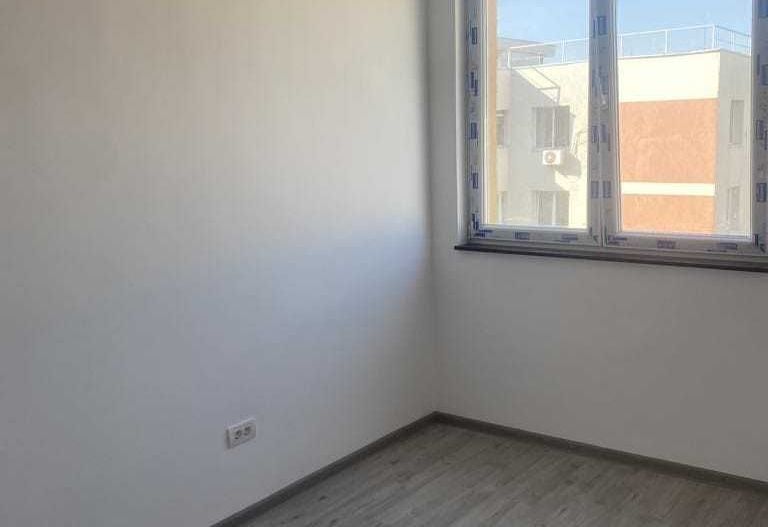 apartament 3 camere, RENOVAT 100 %, totul nou - Poză 3